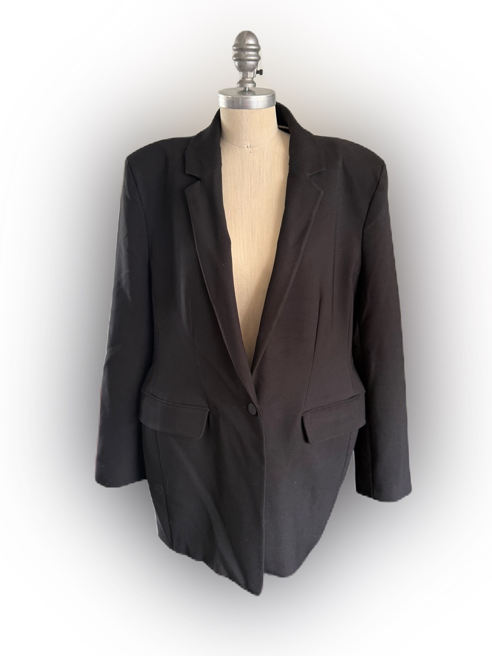 Asos Women’s Loose Fit Single Breasted Lined Black Blazer. Size 12